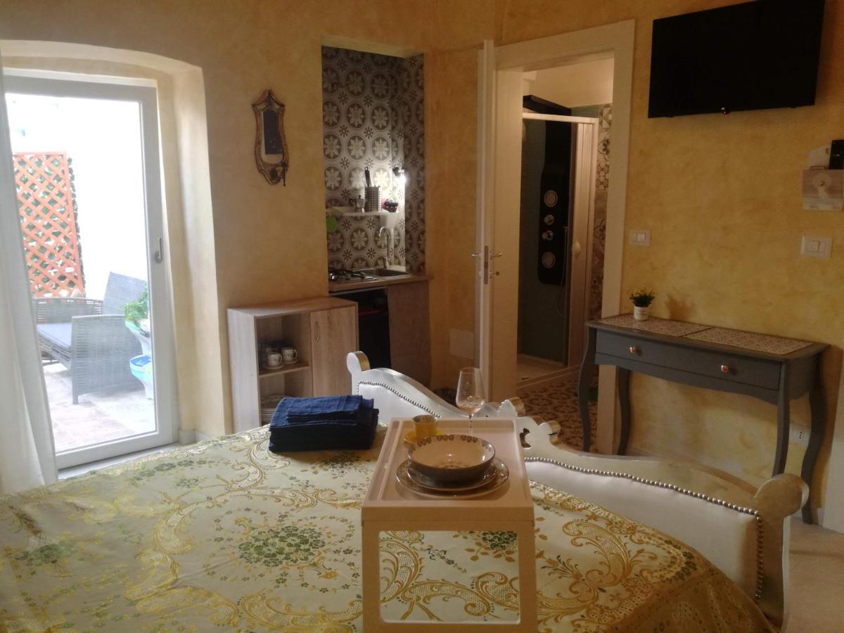 Отель Borgo Salentino Сан-Вито-деи- Норманни Экстерьер фото